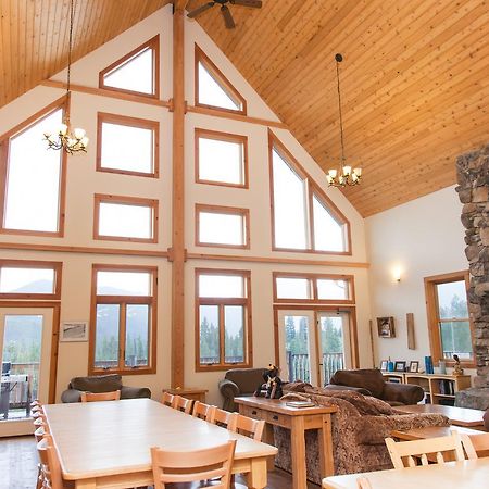 Homestake Lodge Whitehall Ngoại thất bức ảnh