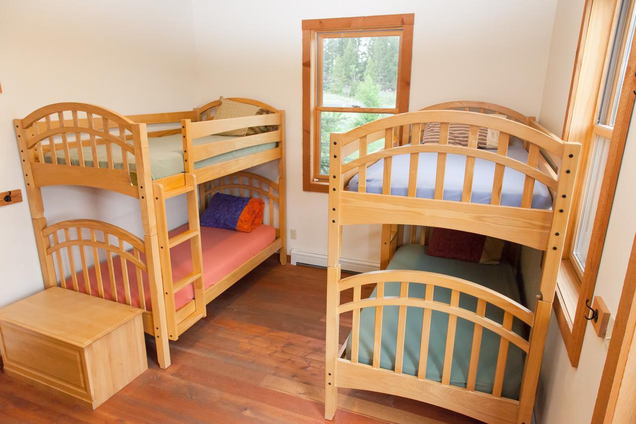Homestake Lodge Whitehall Ngoại thất bức ảnh