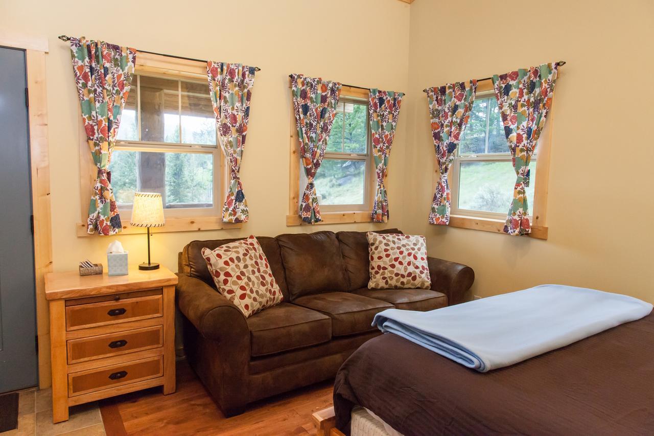 Homestake Lodge Whitehall Ngoại thất bức ảnh