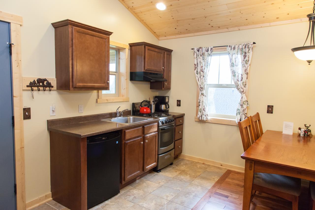 Homestake Lodge Whitehall Ngoại thất bức ảnh