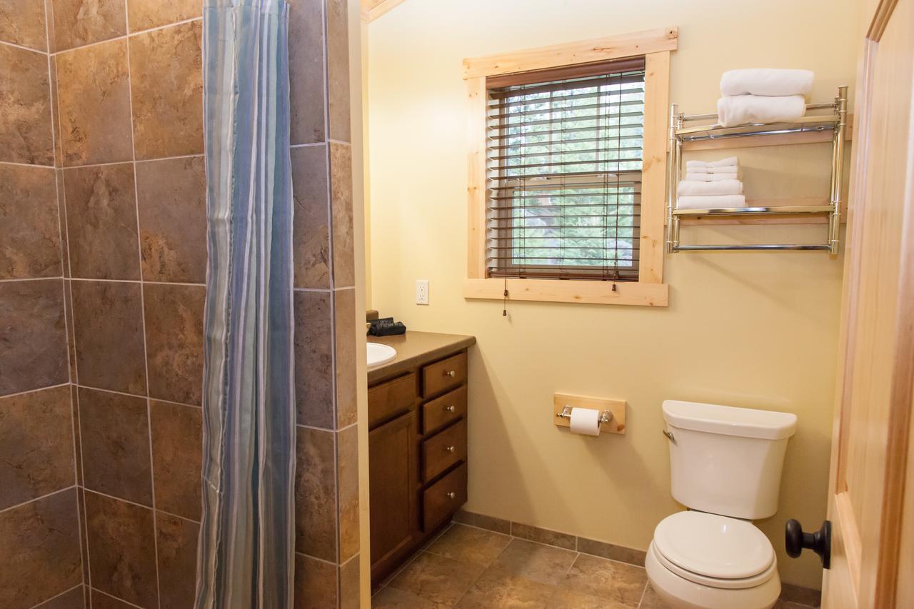 Homestake Lodge Whitehall Ngoại thất bức ảnh