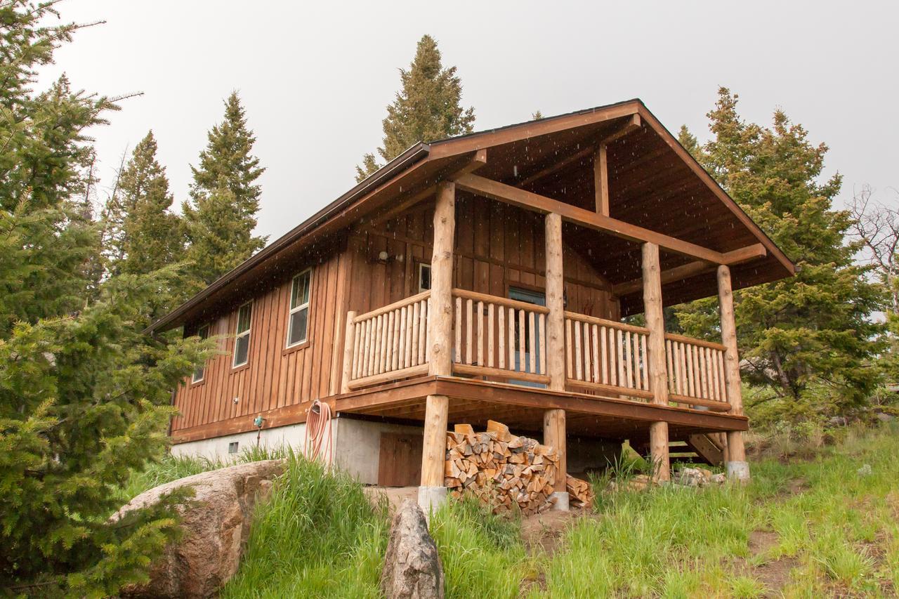 Homestake Lodge Whitehall Ngoại thất bức ảnh