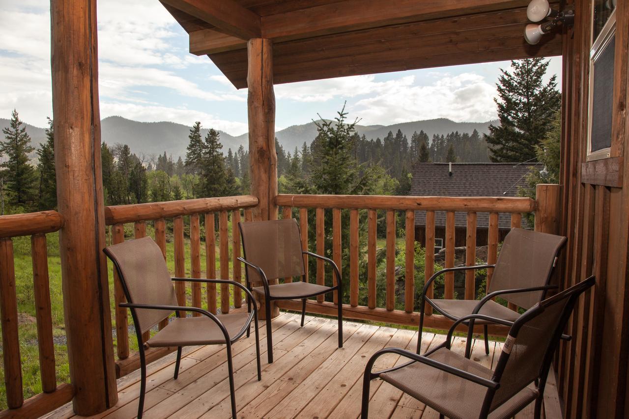 Homestake Lodge Whitehall Ngoại thất bức ảnh